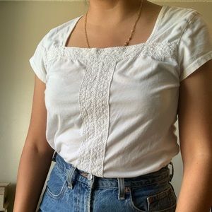 White square neck shirt 👻